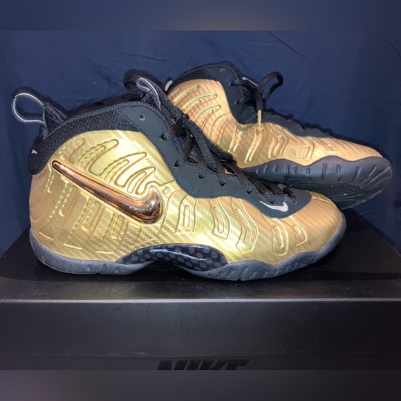 Little Posite One Gold Foamposites Grade School Nike Little Posite